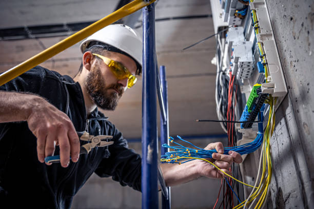 Best Local Electrician Companies  in Mccaysville, GA